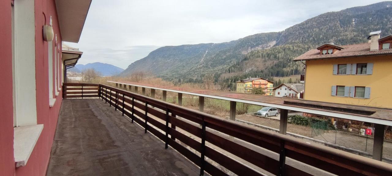 Appartamento le Mongolfiere 2 Malè Esterno foto