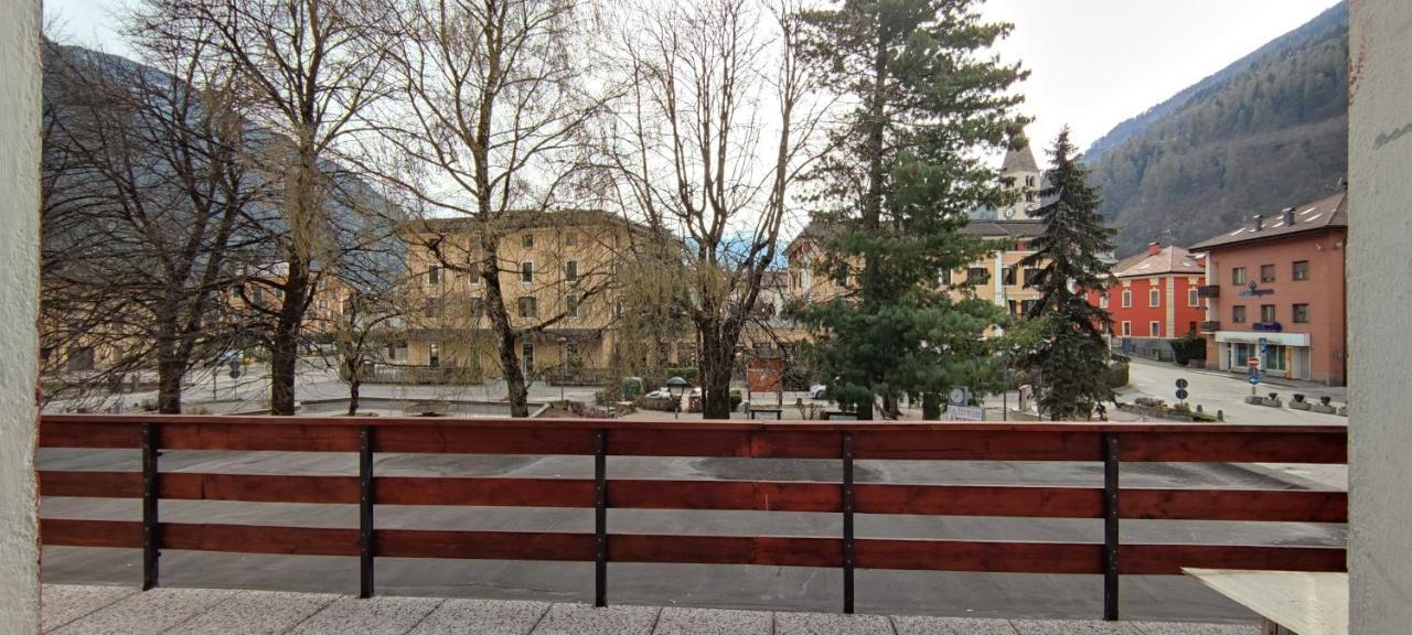 Appartamento le Mongolfiere 2 Malè Esterno foto